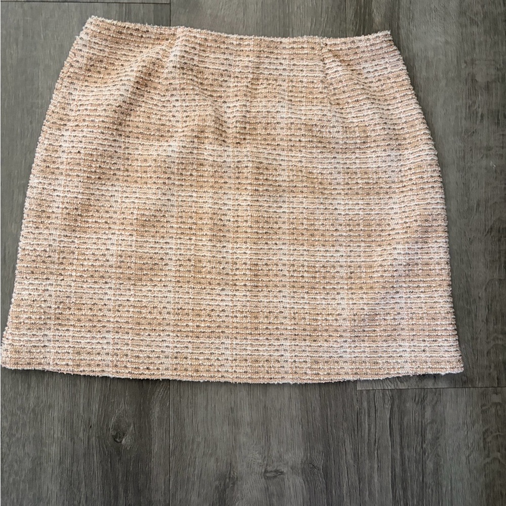Blush Tweed Mini Skirt with Button-Flap Details - Picture 3 of 5